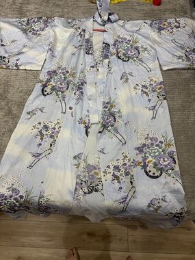 Light Blue Floral Japanese Kimono Metallic thread Accents